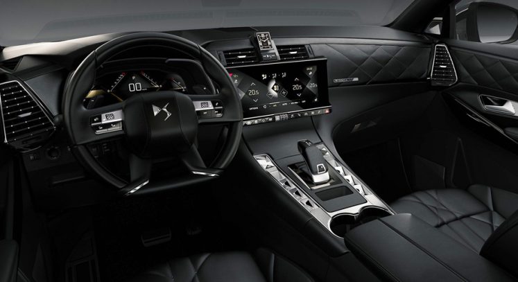 نقد و بررسی خودروی DS 7 CROSSBACK