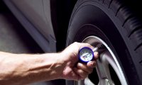تصویر مقاله: برای لاستیک خودرو از چه بادی استفاده کنیم؟